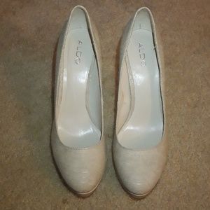 Aldo snakeskin nude pump